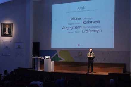 Her Yönüyle Tasarımda Engellilik Semineri Gerçekleştirildi